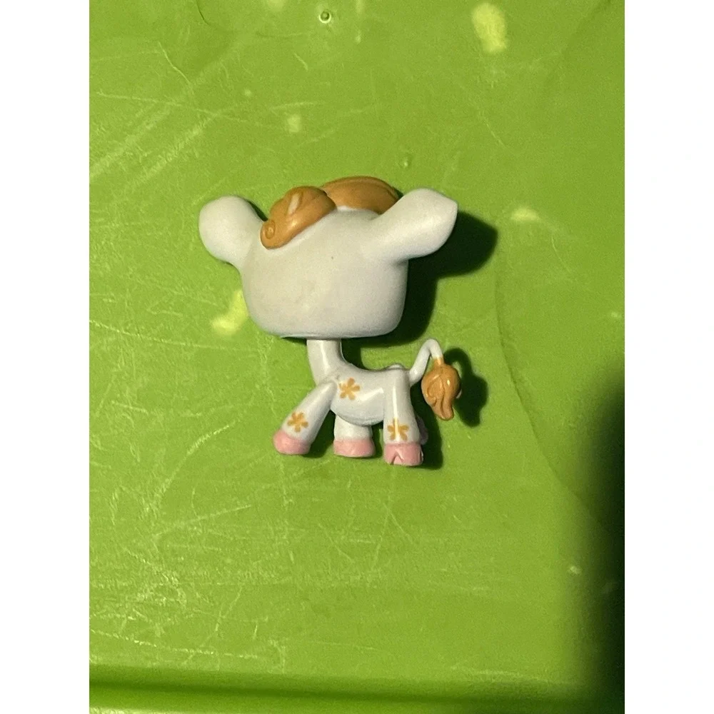 Littlest Pet Shop LPS #877 Cow Teal Flower Eyes